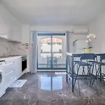 Apartman Oura Vibes By Ricardo *